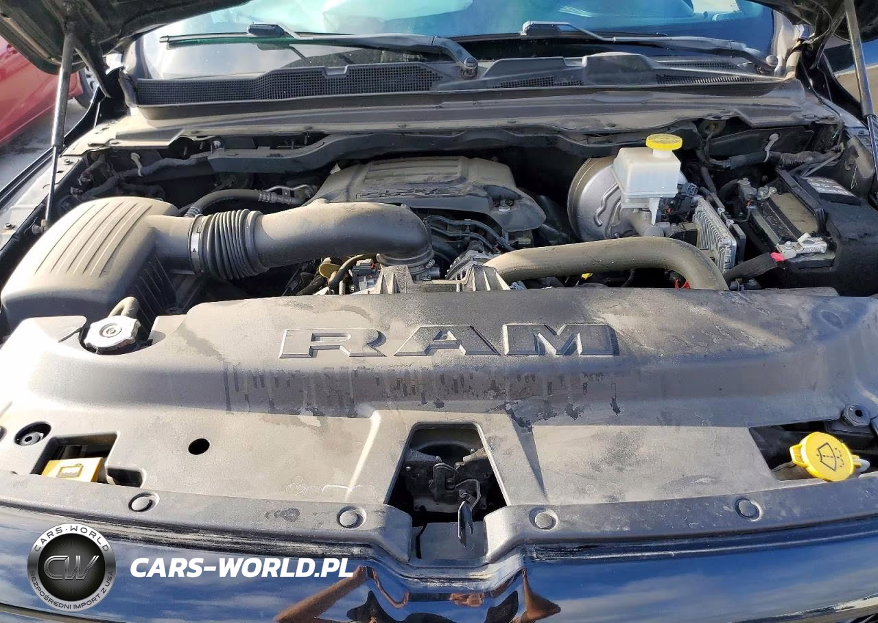2020 Ram 1500 Laramie VIN:1C6SRFJT7LN349052 - 11
