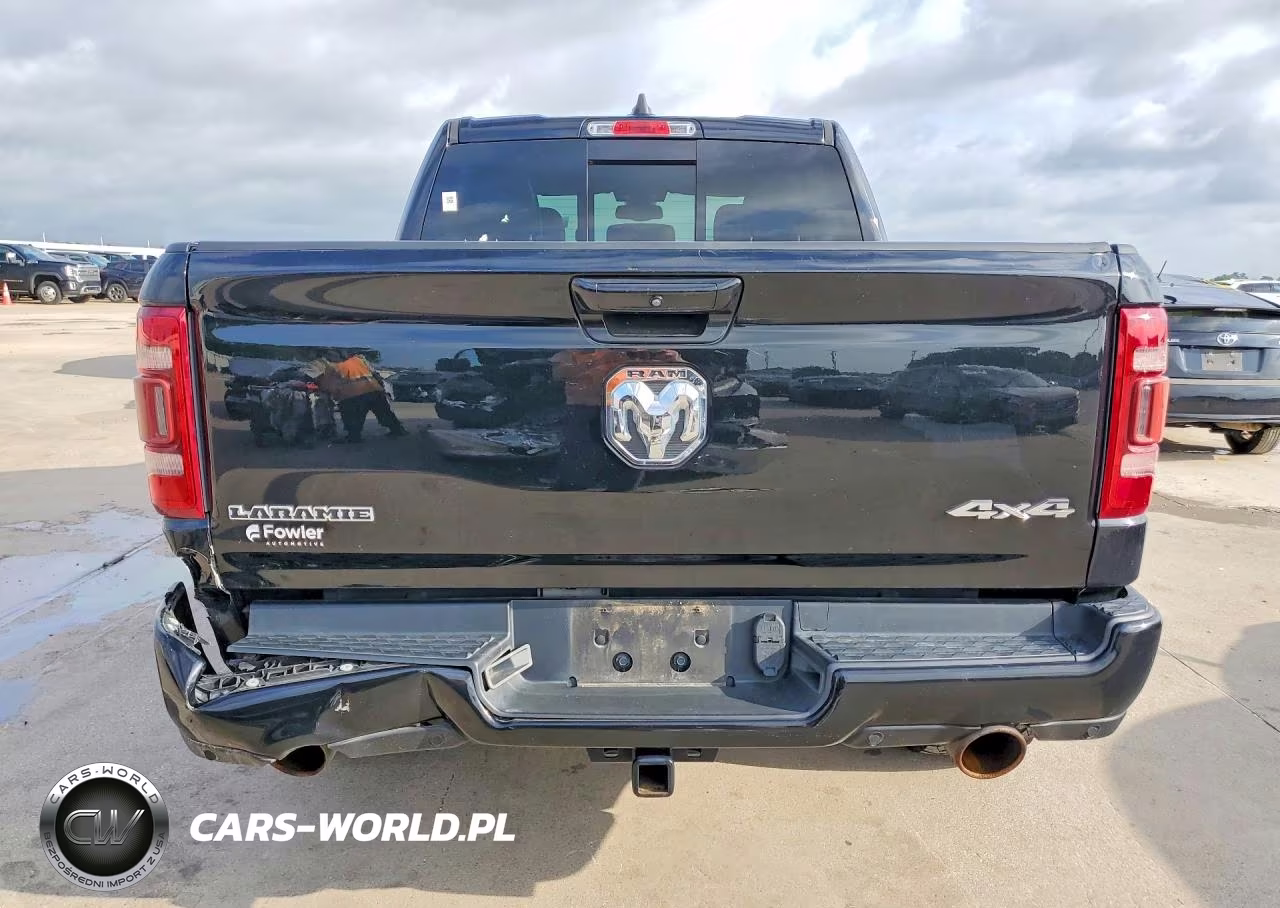 2020 Ram 1500 Laramie VIN:1C6SRFJT7LN349052 - 6