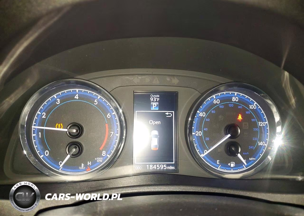 2017 Toyota Corolla L VIN:2T1BURHE8HC787363 - 9