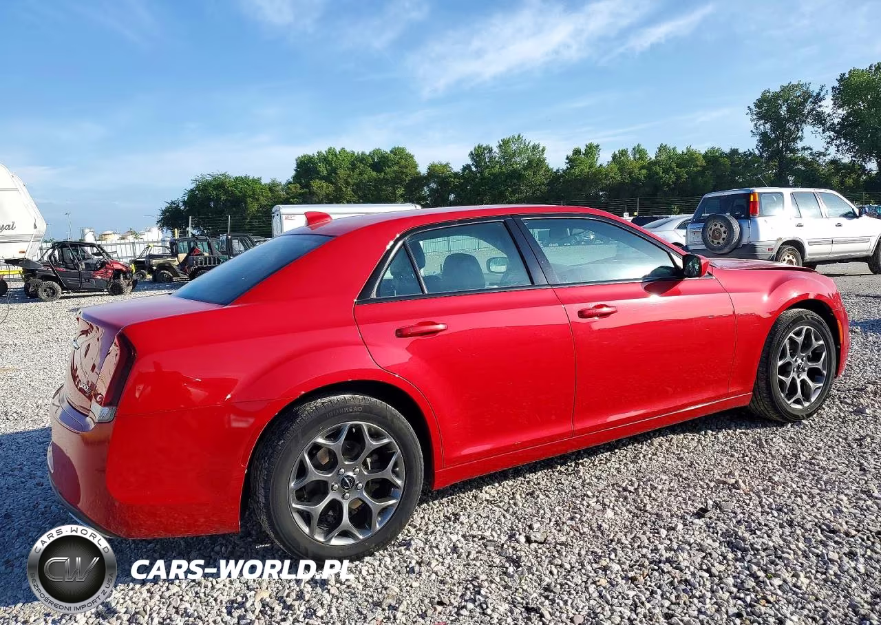 2017 Chrysler 300 S VIN:2C3CCAGG4HH506861 - 3