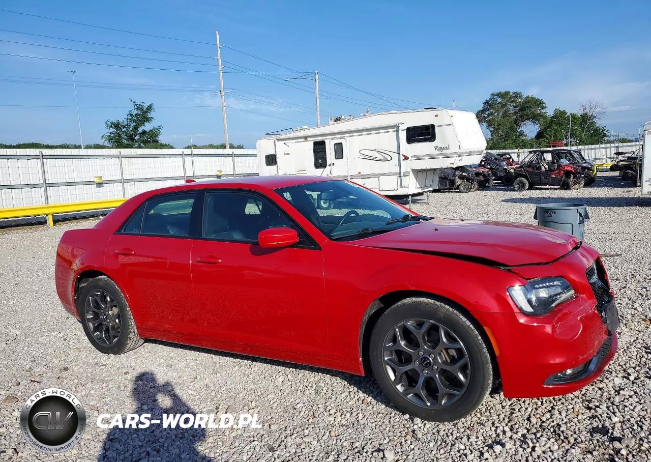 2017 Chrysler 300 S VIN:2C3CCAGG4HH506861 - 4