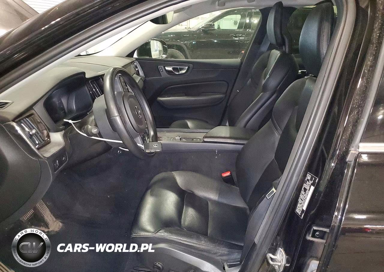2018 Volvo Xc60 T5 VIN:LYV102RKXJB097099 - 7