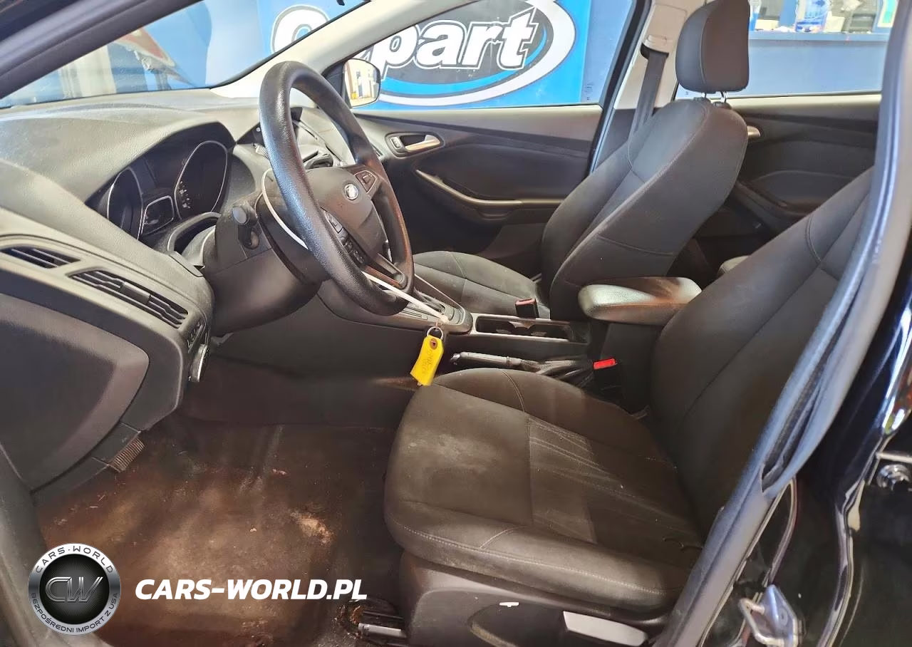 2016 Ford Focus Se VIN:1FADP3F24GL224653 - 7