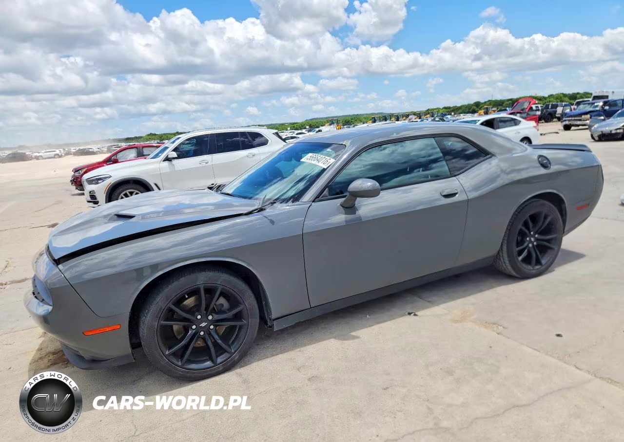2018 Dodge Challenger Sxt