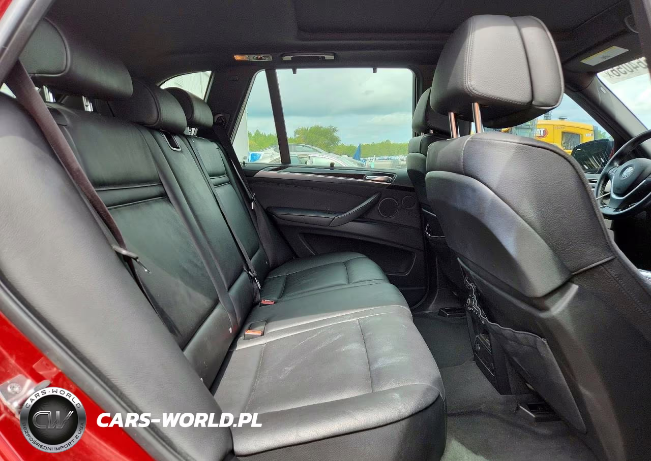 2013 BMW X5 xDrive35I VIN:5UXZV4C57DL992910 - 11