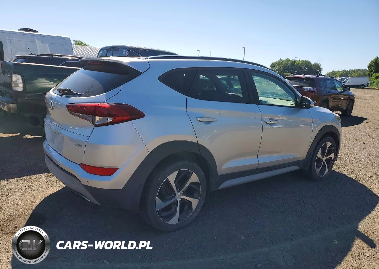 2018 Hyundai Tucson Value VIN:KM8J3CA2XJU797683 - 3