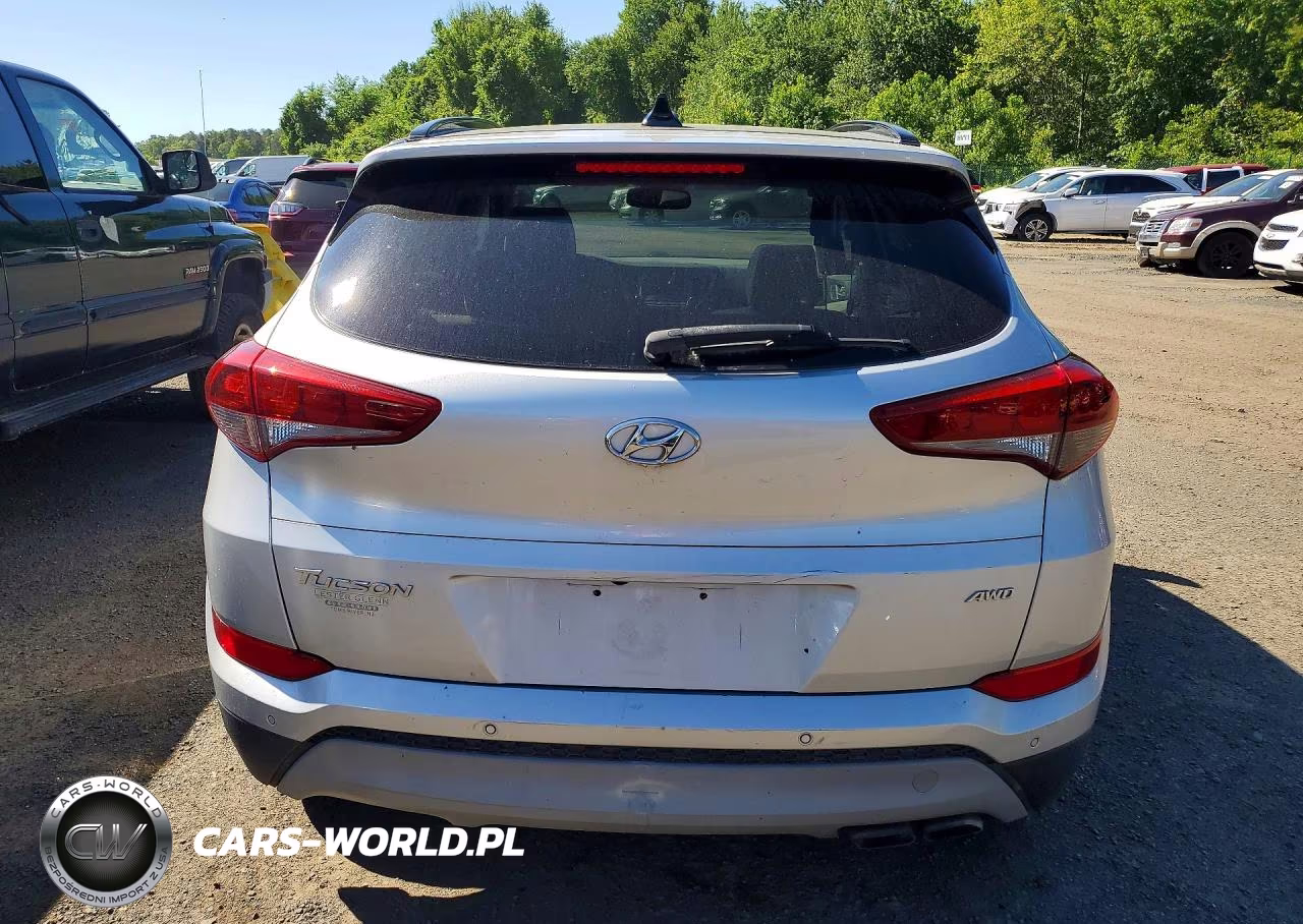 2018 Hyundai Tucson Value VIN:KM8J3CA2XJU797683 - 6
