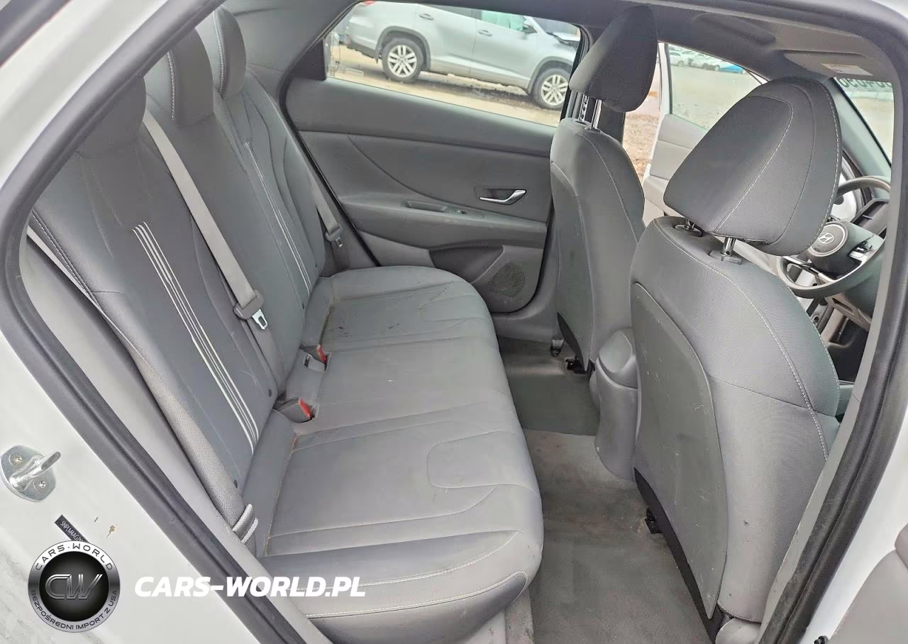 2022 Hyundai Elantra Sel VIN:5NPLM4AG7NH061456 - 10