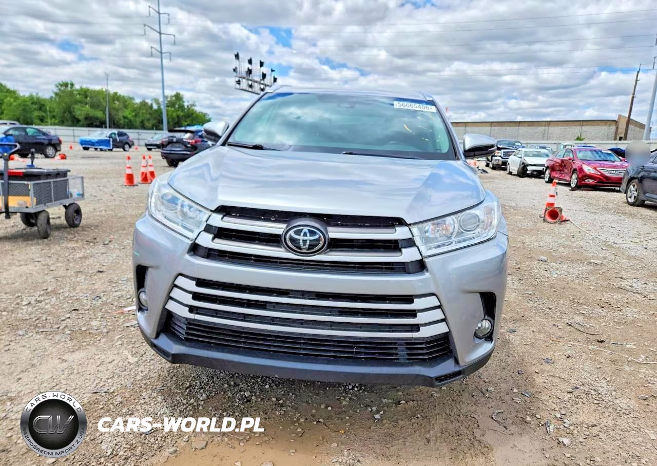 2019 Toyota Highlander Xle VIN:5TDKZRFH3KS331137 - 5