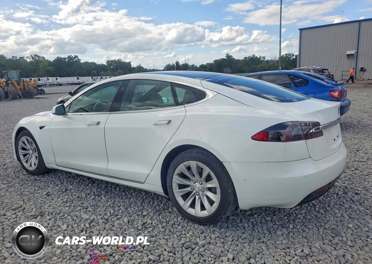 2018 Tesla Model S VIN:5YJSA1E24JF281793 - 2