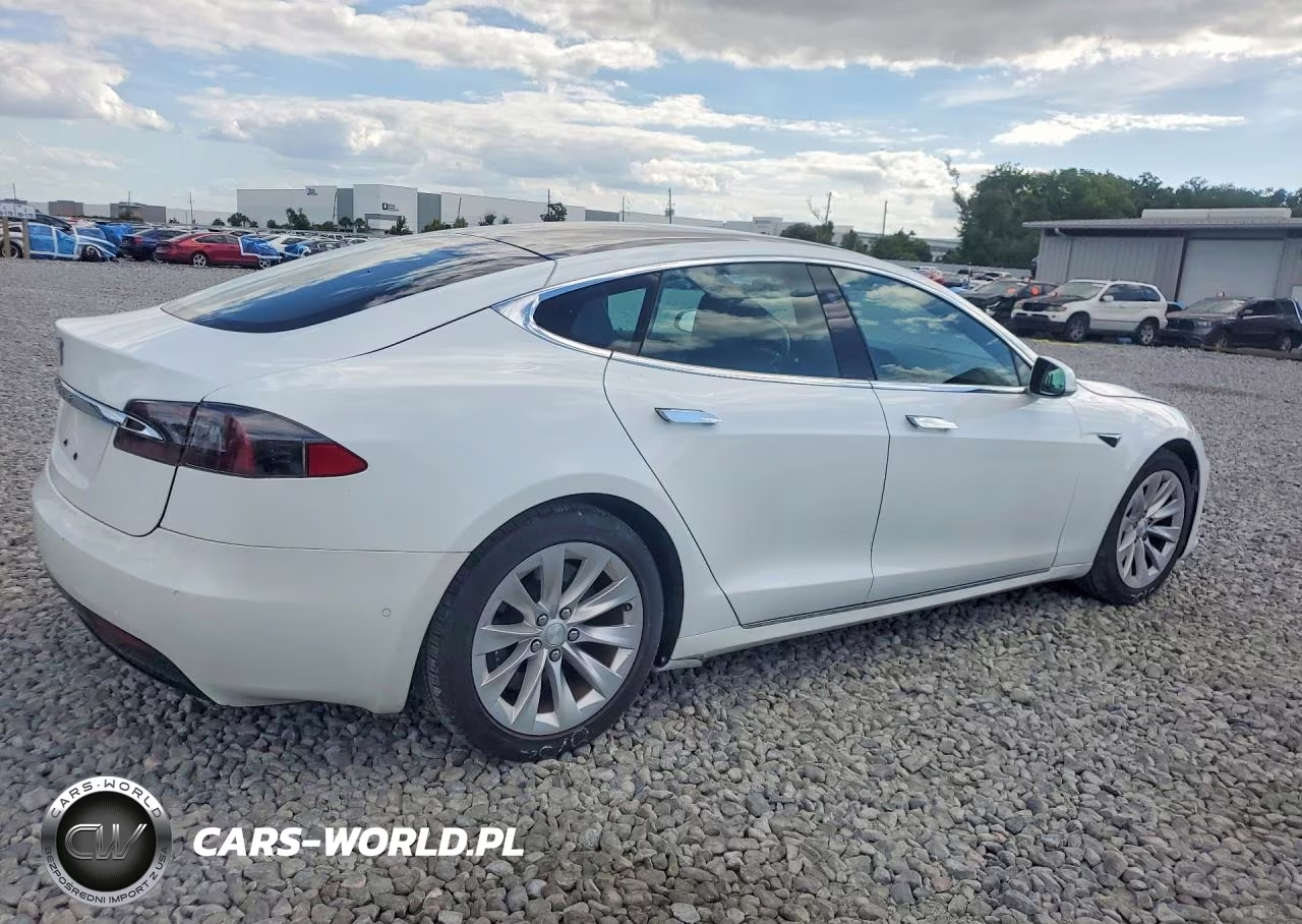 2018 Tesla Model S VIN:5YJSA1E24JF281793 - 3