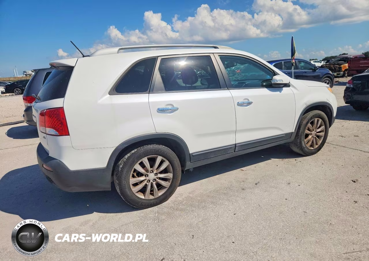 2011 Kia Sorento Ex VIN:5XYKU3A14BG173216 - 3