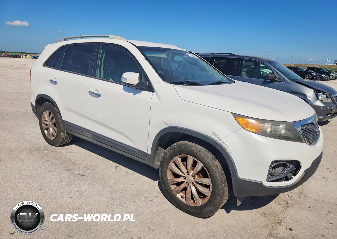 2011 Kia Sorento Ex VIN:5XYKU3A14BG173216 - 4