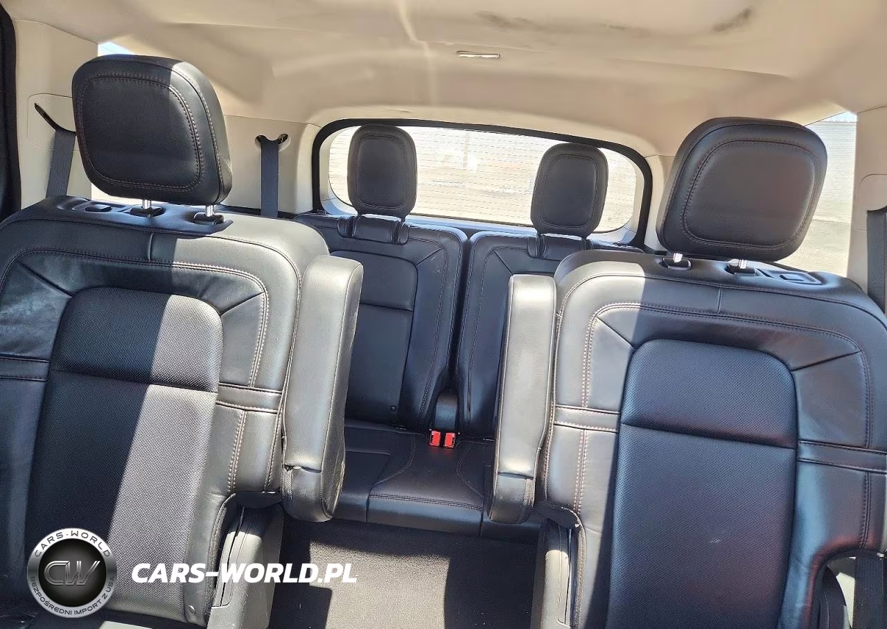 2024 LINCOLN AVIATOR VIN:5LM5J7WC2RGL05445 - 10