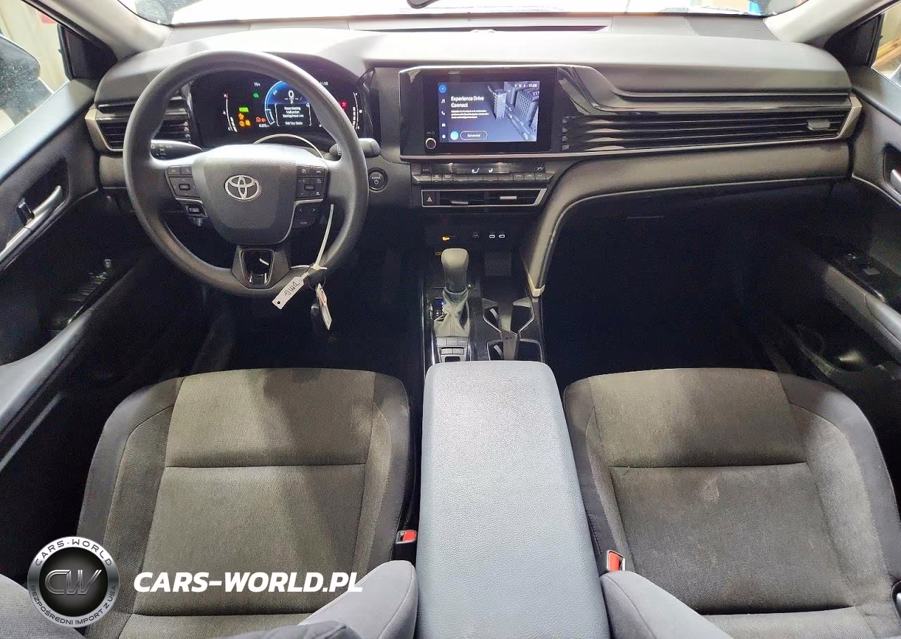 2025 Toyota Camry Le VIN:4T1DAACK9SU060965 - 8