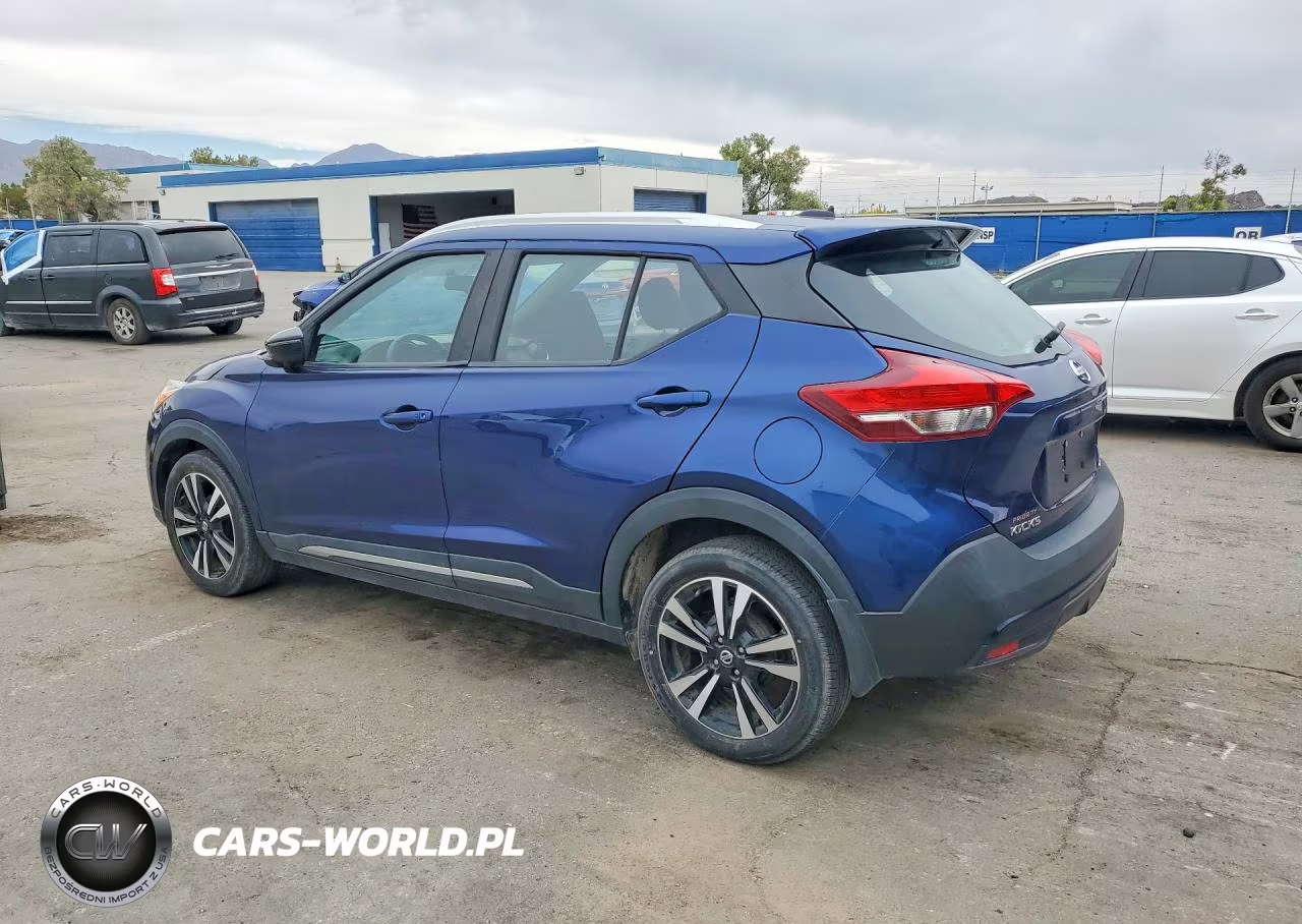 2018 Nissan Kicks S VIN:3N1CP5CUXJL534957 - 2