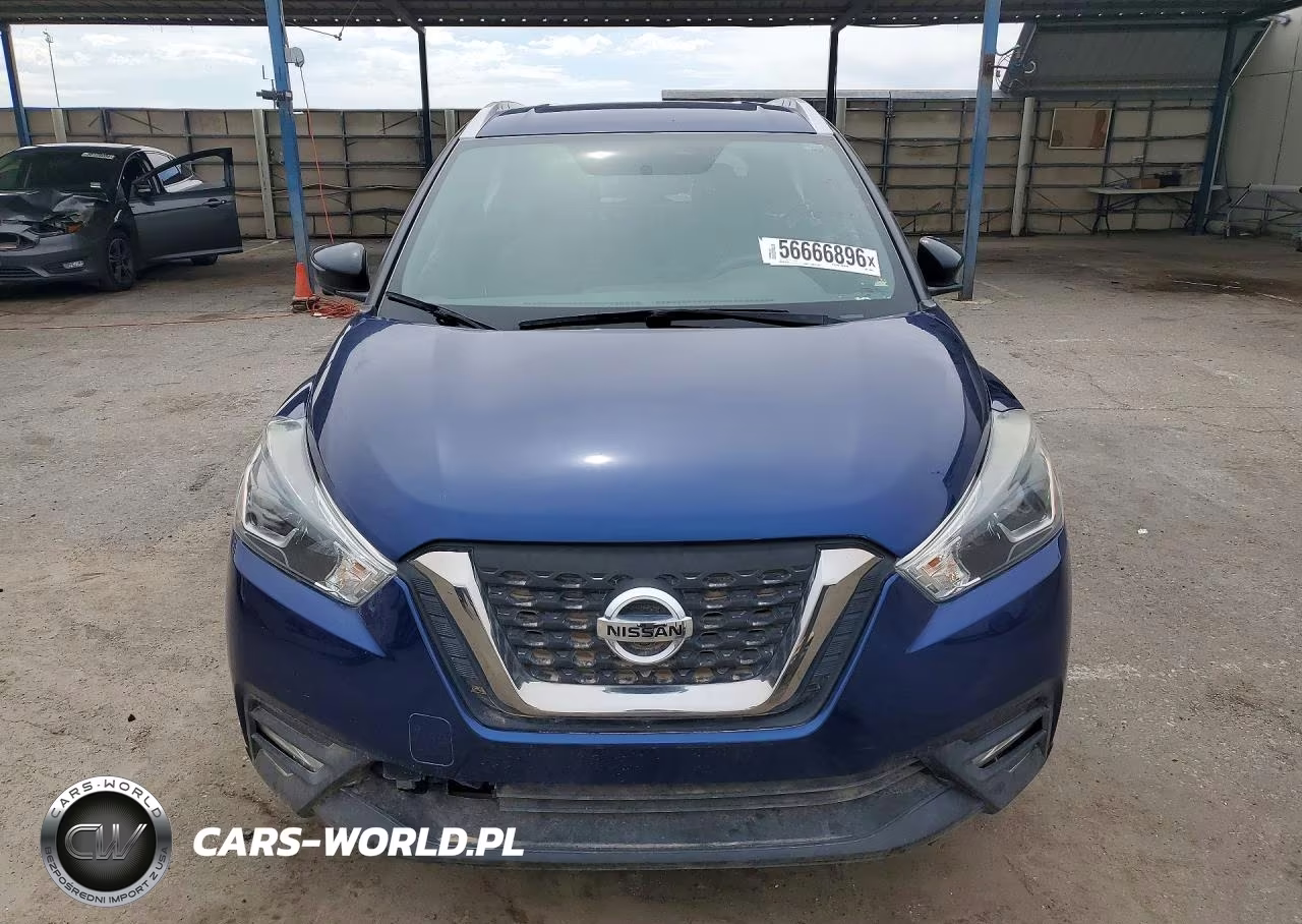 2018 Nissan Kicks S VIN:3N1CP5CUXJL534957 - 5