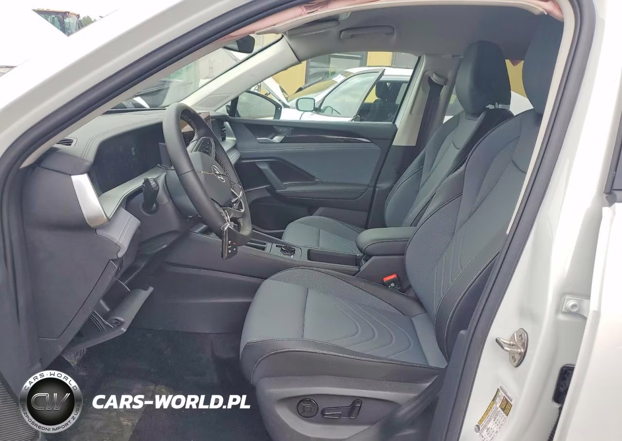 2026 Volkswagen Tiguan Se VIN:3VVFR7RM2TM074313 - 7