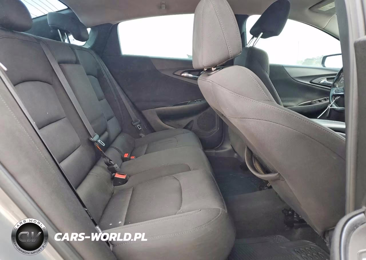 2018 Chevrolet Malibu Lt VIN:1G1ZD5ST1JF155812 - 10