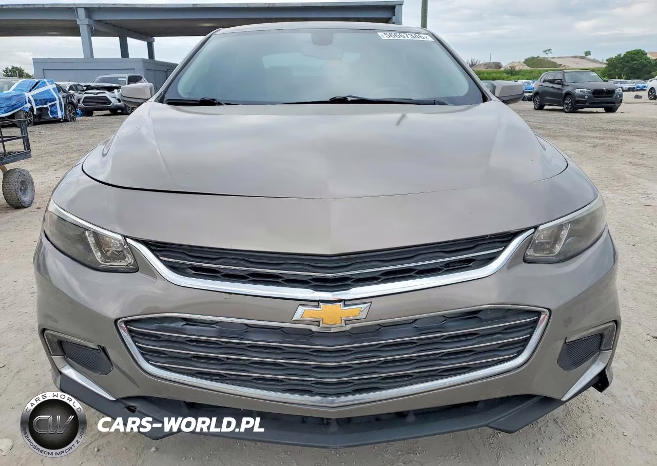 2018 Chevrolet Malibu Lt VIN:1G1ZD5ST1JF155812 - 5