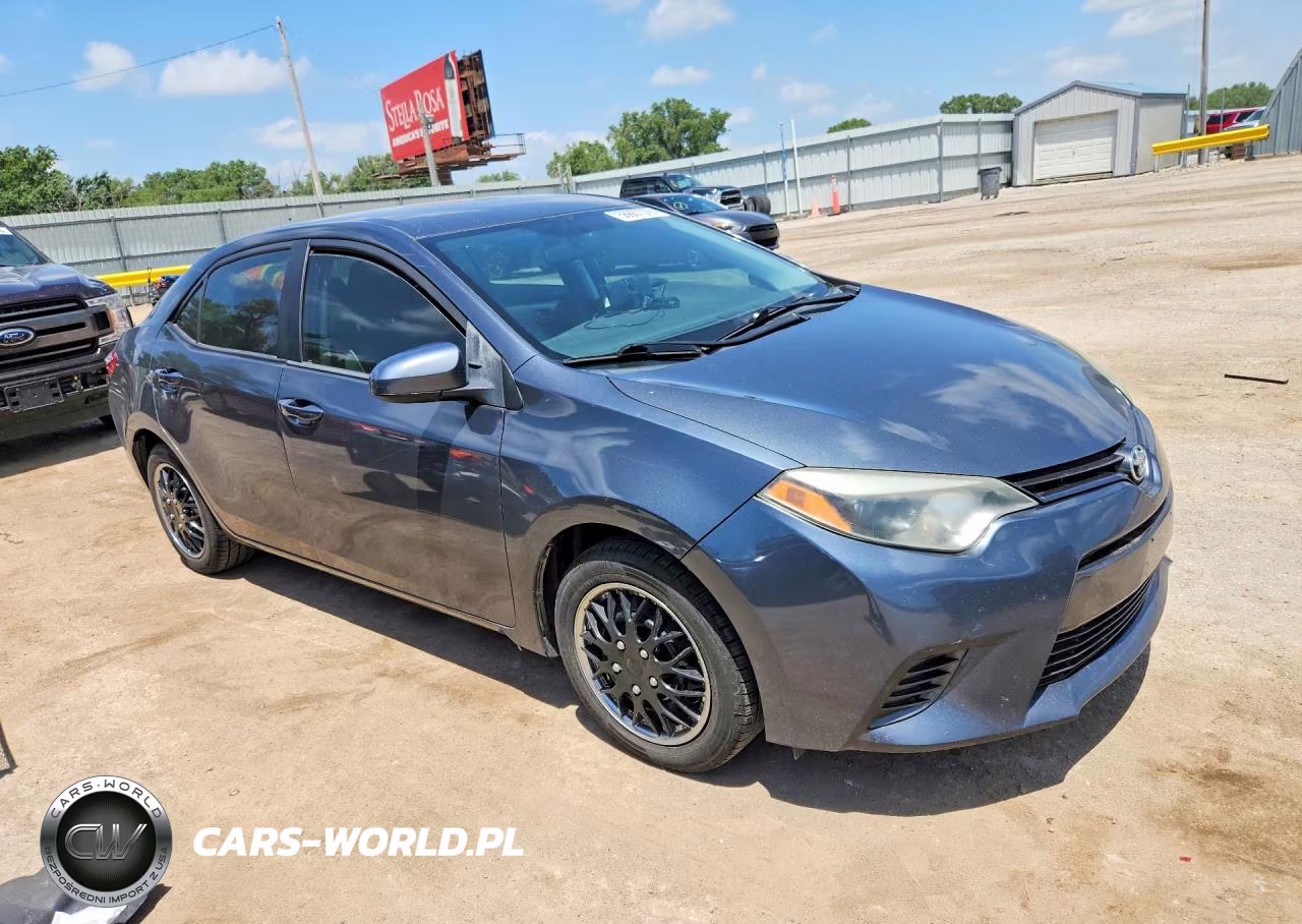 2016 Toyota Corolla Le VIN:5YFBURHE5GP547377 - 4