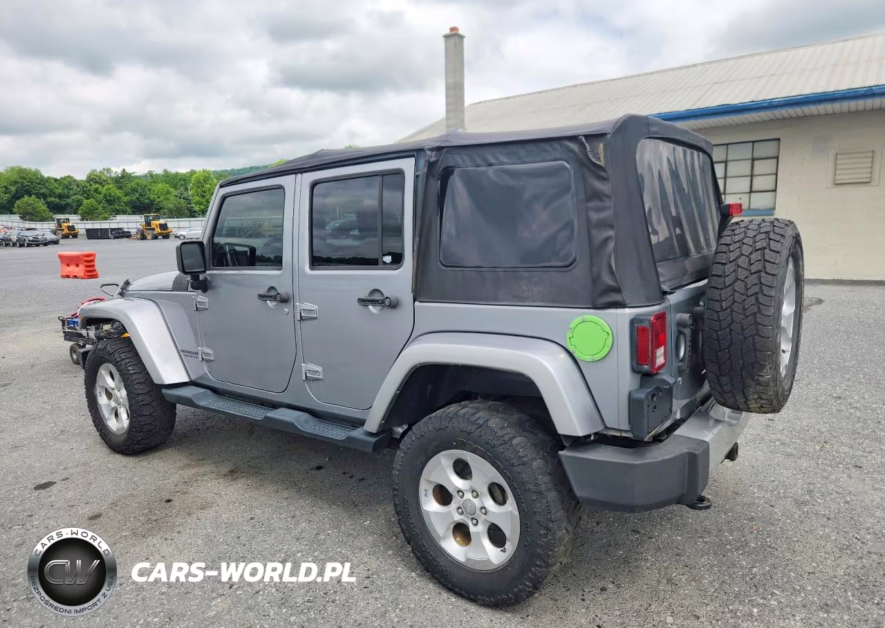 2013 Jeep Wrangler Unlimited Sahara VIN:1C4BJWEG1DL704128 - 2