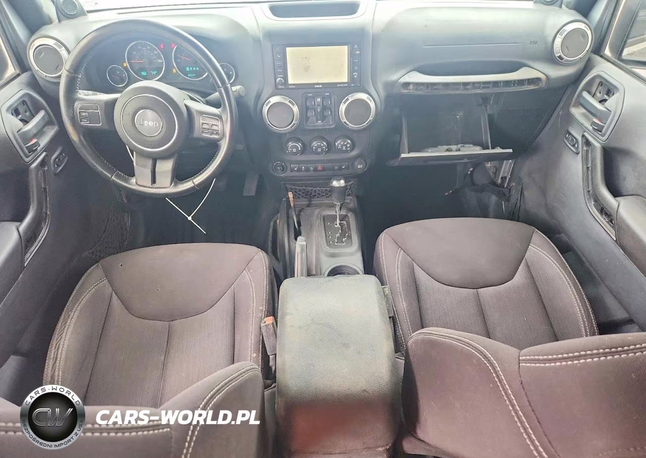 2013 Jeep Wrangler Unlimited Sahara VIN:1C4BJWEG1DL704128 - 8