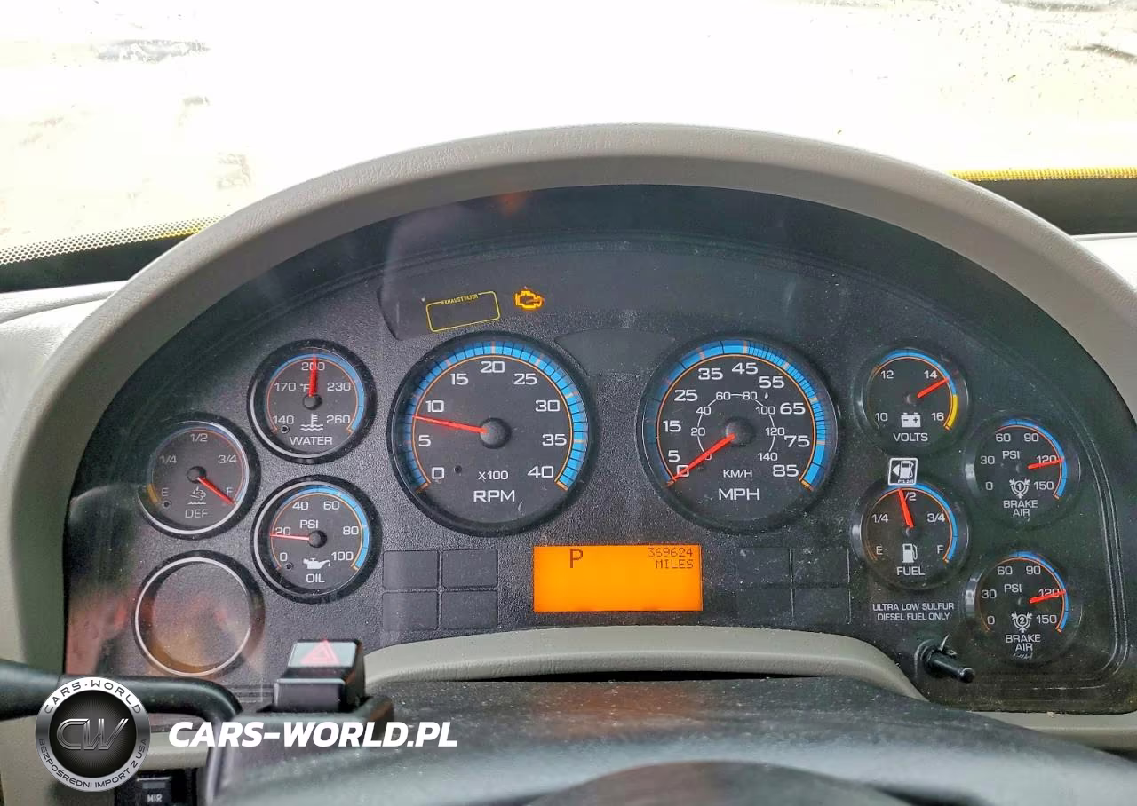 2018 International 4000 4300 - Semi Truck VIN:1HTMMMML0JH207365 - 8