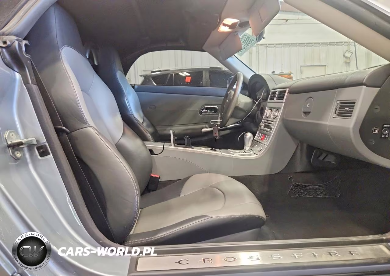 2005 Chrysler Crossfire Limited VIN:1C3AN65L25X042376 - 10