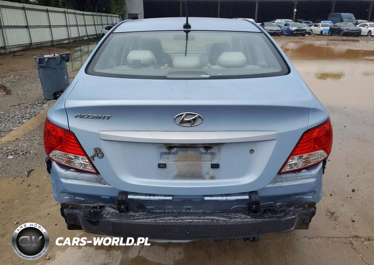 2013 Hyundai Accent Gls VIN:KMHCT4AE4DU389693 - 6