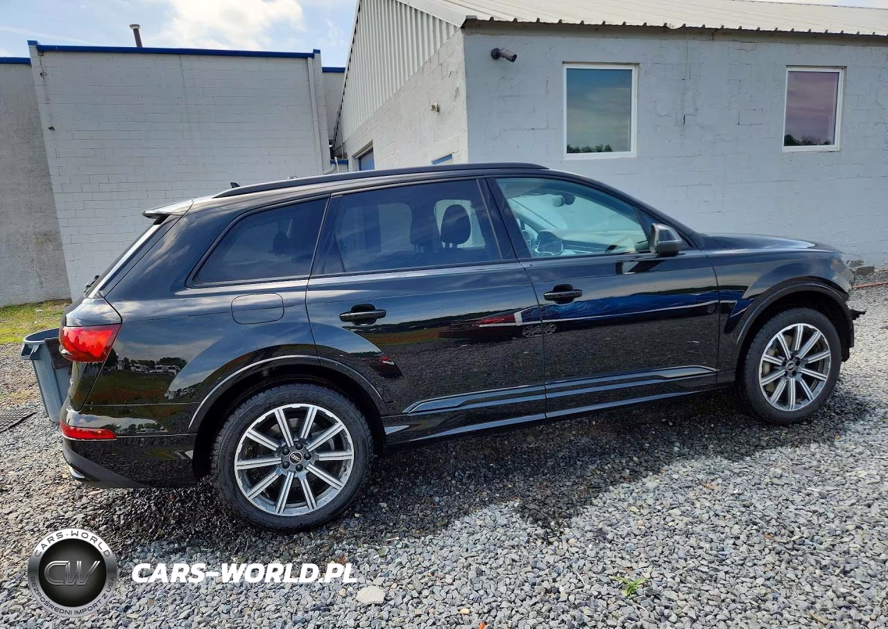 2022 Audi Q7 Premium Plus VIN:WA1LJBF77ND007547 - 3