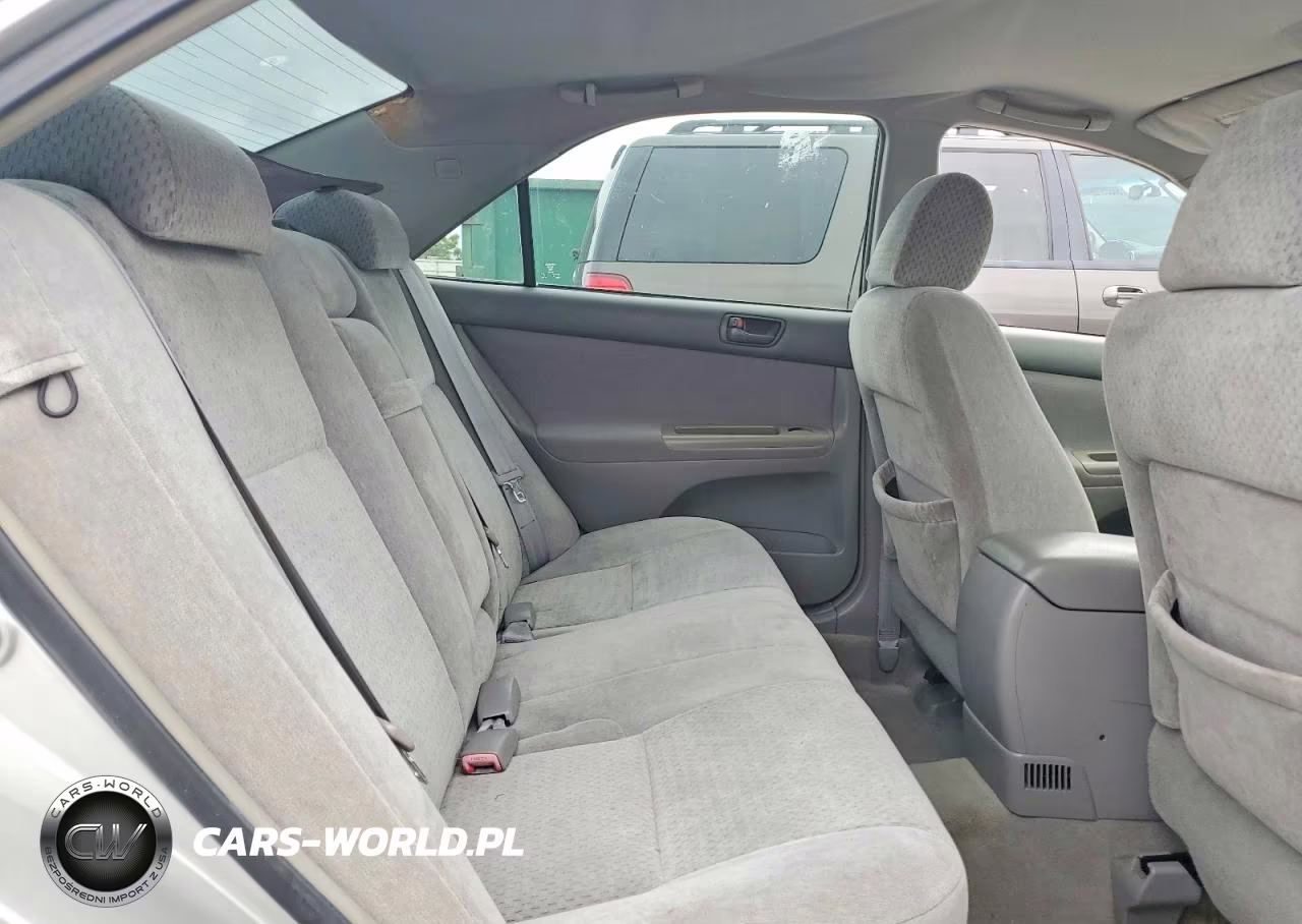 2004 Toyota Camry Le VIN:4T1BE30K94U927036 - 10