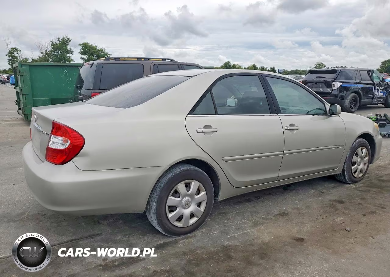 2004 Toyota Camry Le VIN:4T1BE30K94U927036 - 3