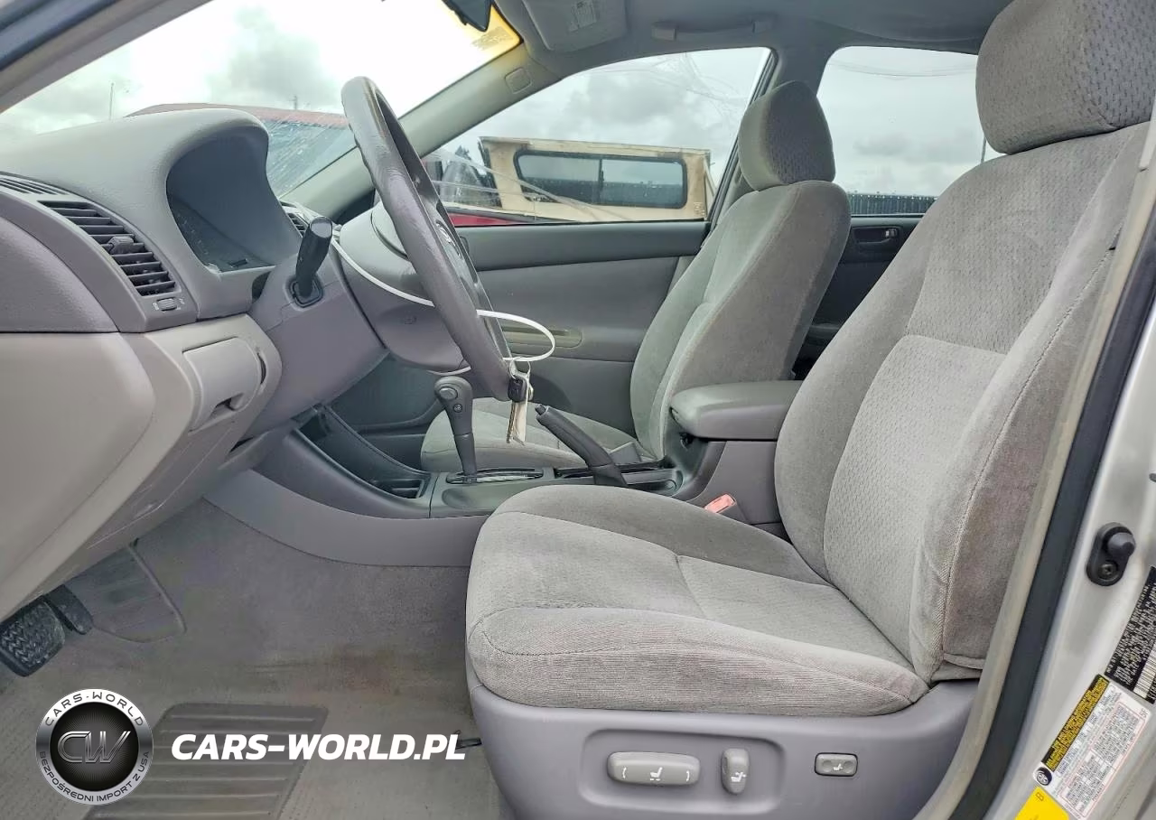 2004 Toyota Camry Le VIN:4T1BE30K94U927036 - 7