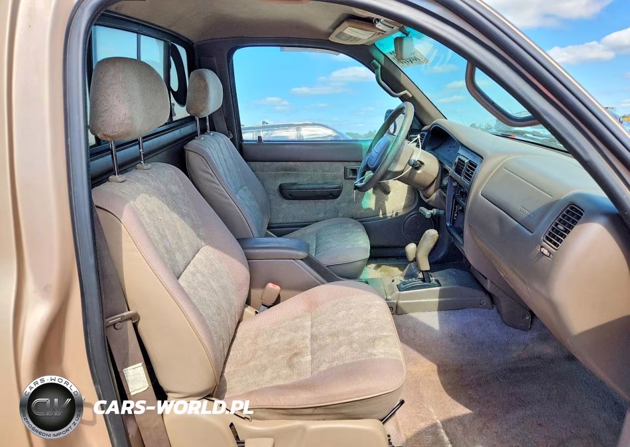 2000 Toyota Tacoma Base VIN:4TAPM62N1YZ588492 - 10