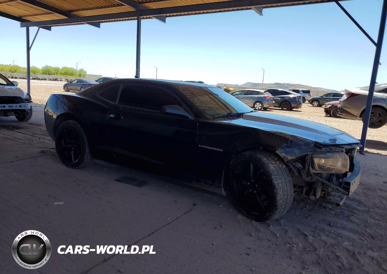 2013 Chevrolet Camaro Lt VIN:2G1FC1E31D9113843 - 4