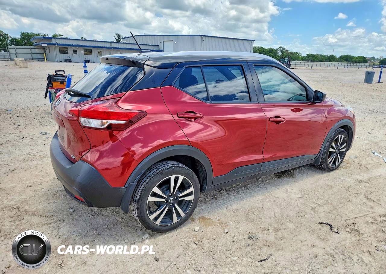 2019 Nissan Kicks Sv VIN:3N1CP5CU5KL520434 - 3