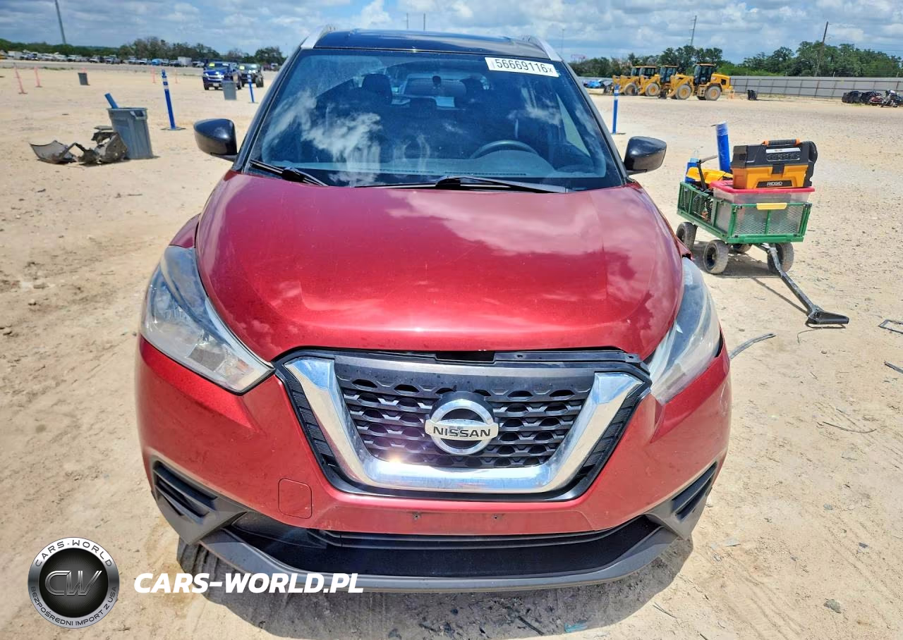 2019 Nissan Kicks Sv VIN:3N1CP5CU5KL520434 - 5