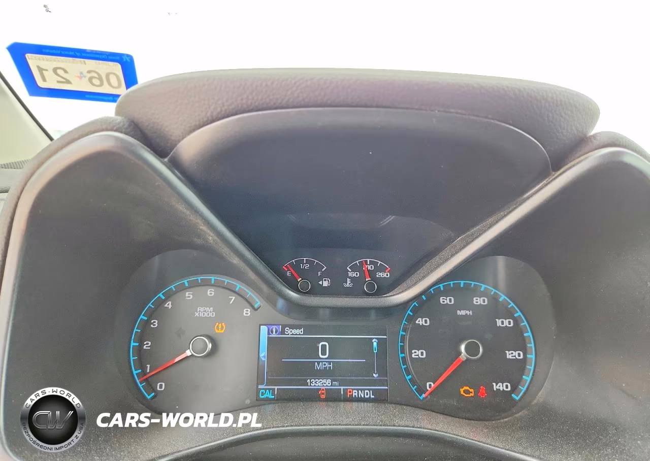 2018 Chevrolet Colorado Lt VIN:1GCGSCEN5J1136036 - 9