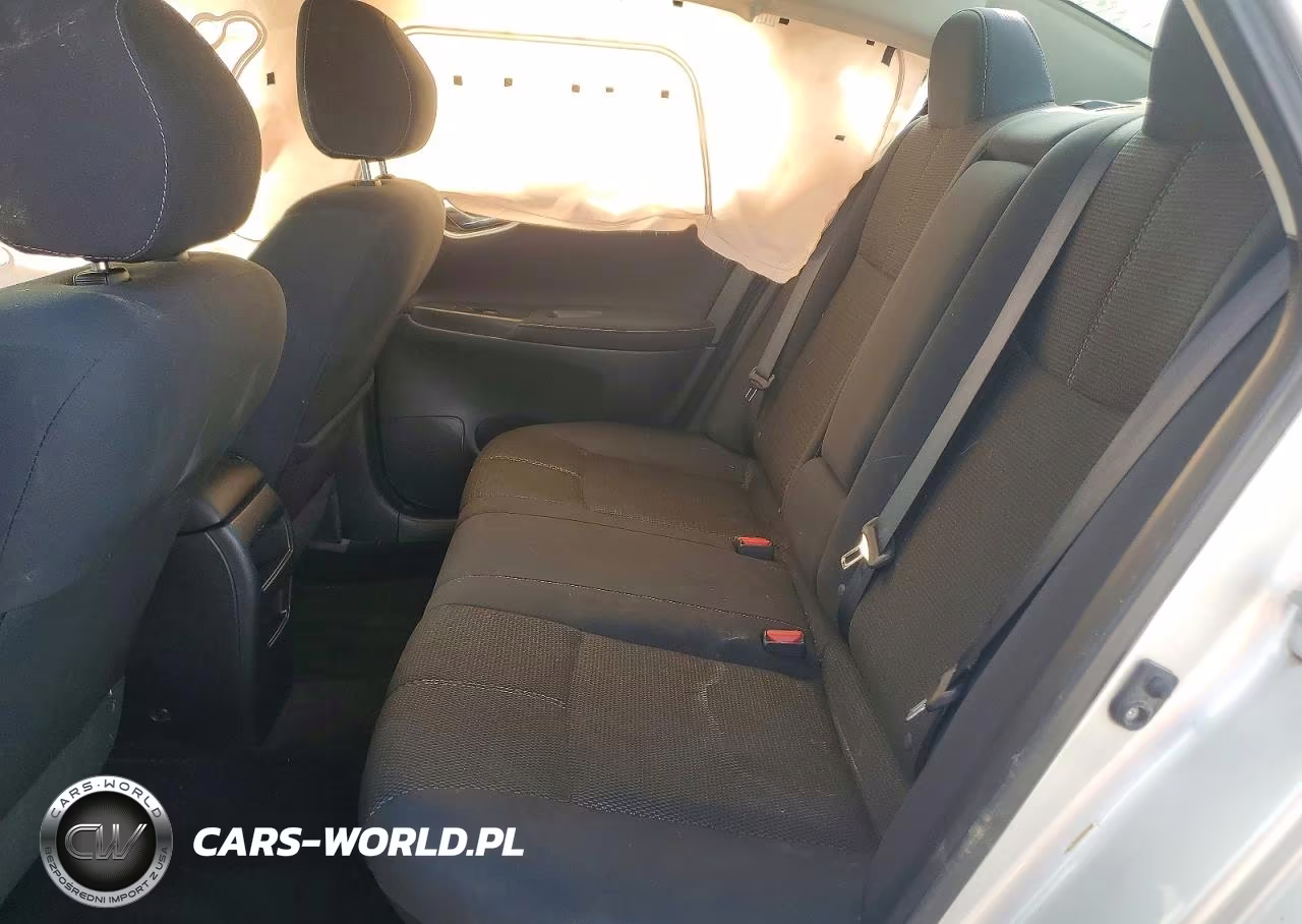 2015 Nissan Sentra S VIN:3N1AB7AP4FY377645 - 10