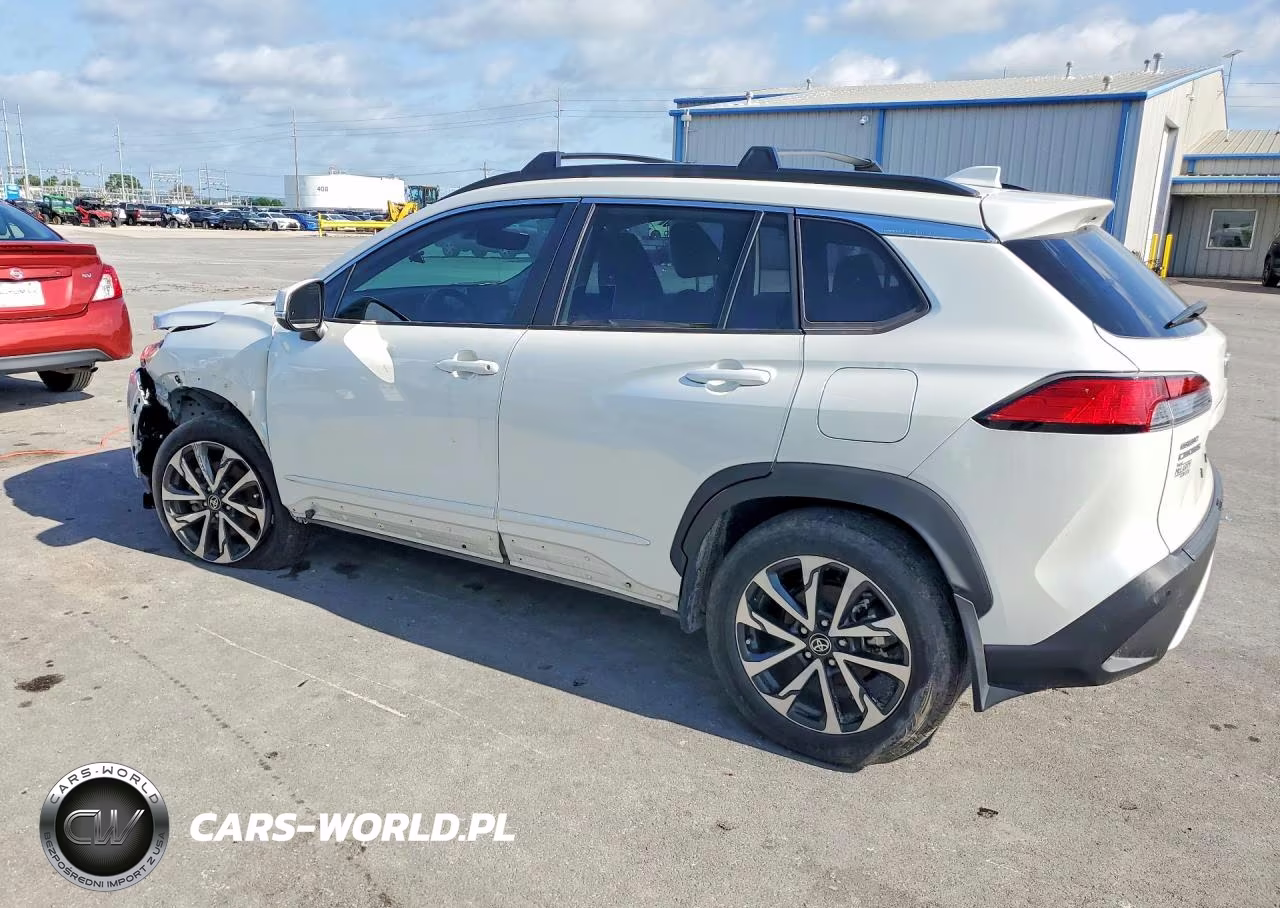 2024 Toyota Corolla Cross Xle VIN:7MUDAAAG7RV109622 - 2