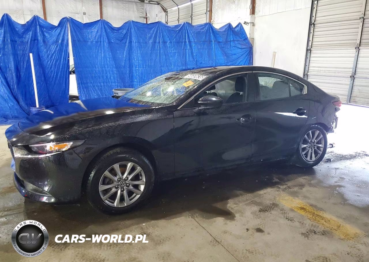 2021 Mazda 3 – zdjęcie 1 z 12