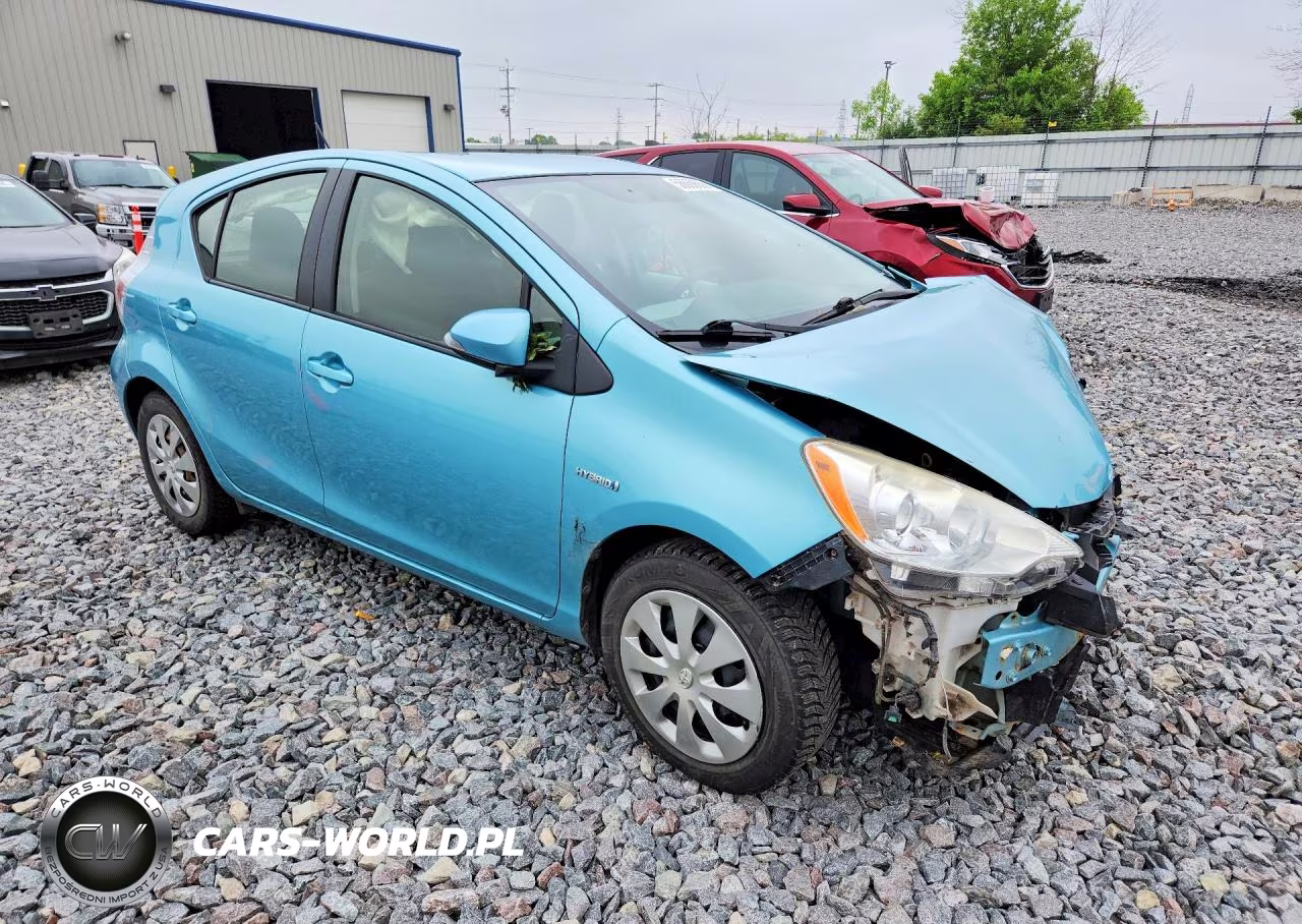 2012 Toyota Prius C Two VIN:JTDKDTB3XC1012435 - 4