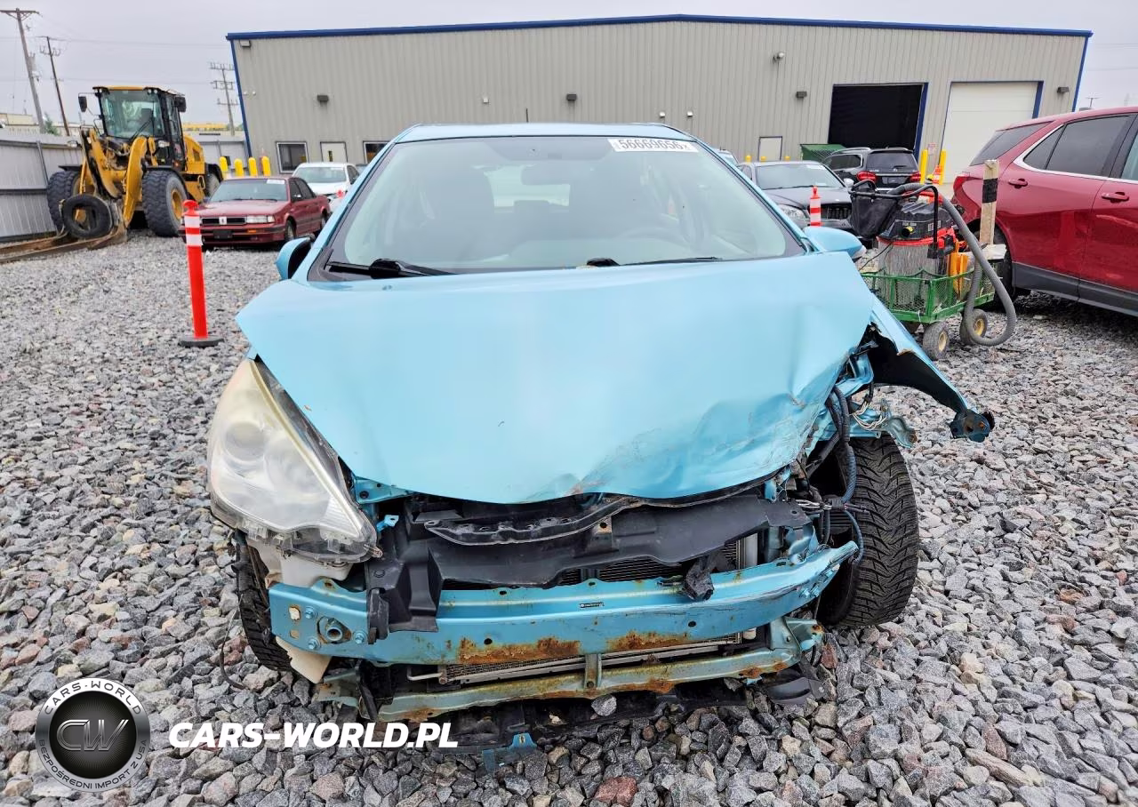 2012 Toyota Prius C Two VIN:JTDKDTB3XC1012435 - 5