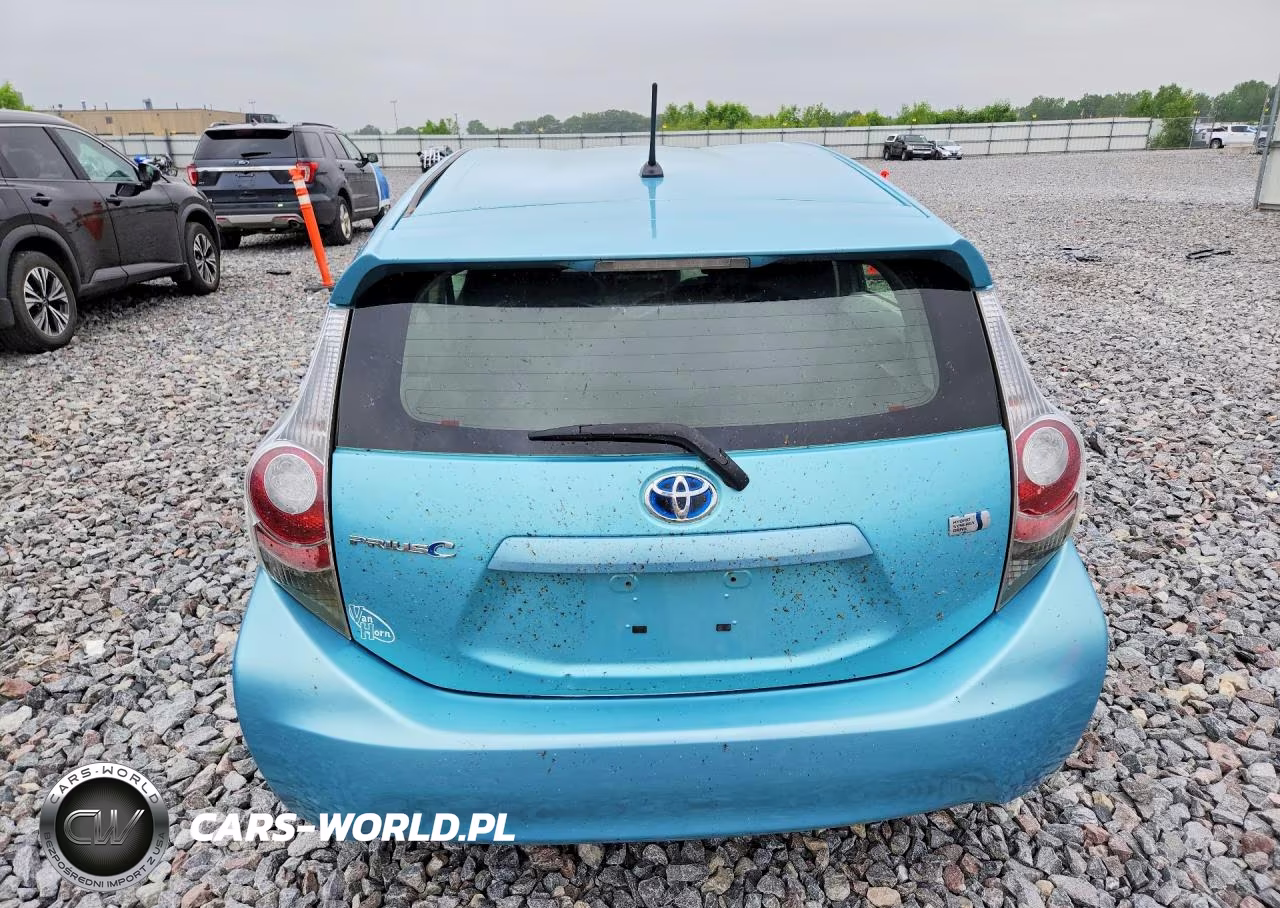 2012 Toyota Prius C Two VIN:JTDKDTB3XC1012435 - 6