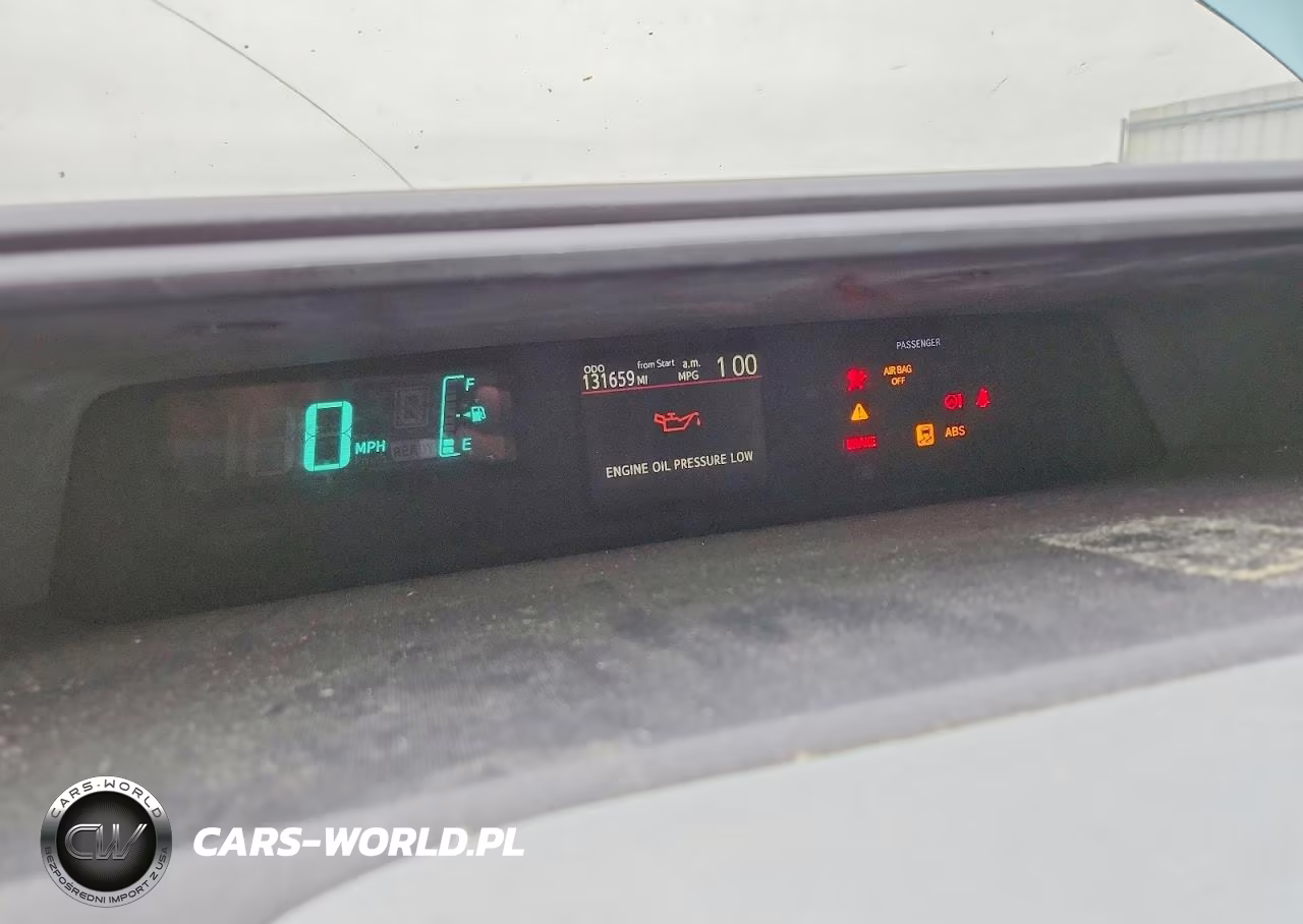 2012 Toyota Prius C Two VIN:JTDKDTB3XC1012435 - 9