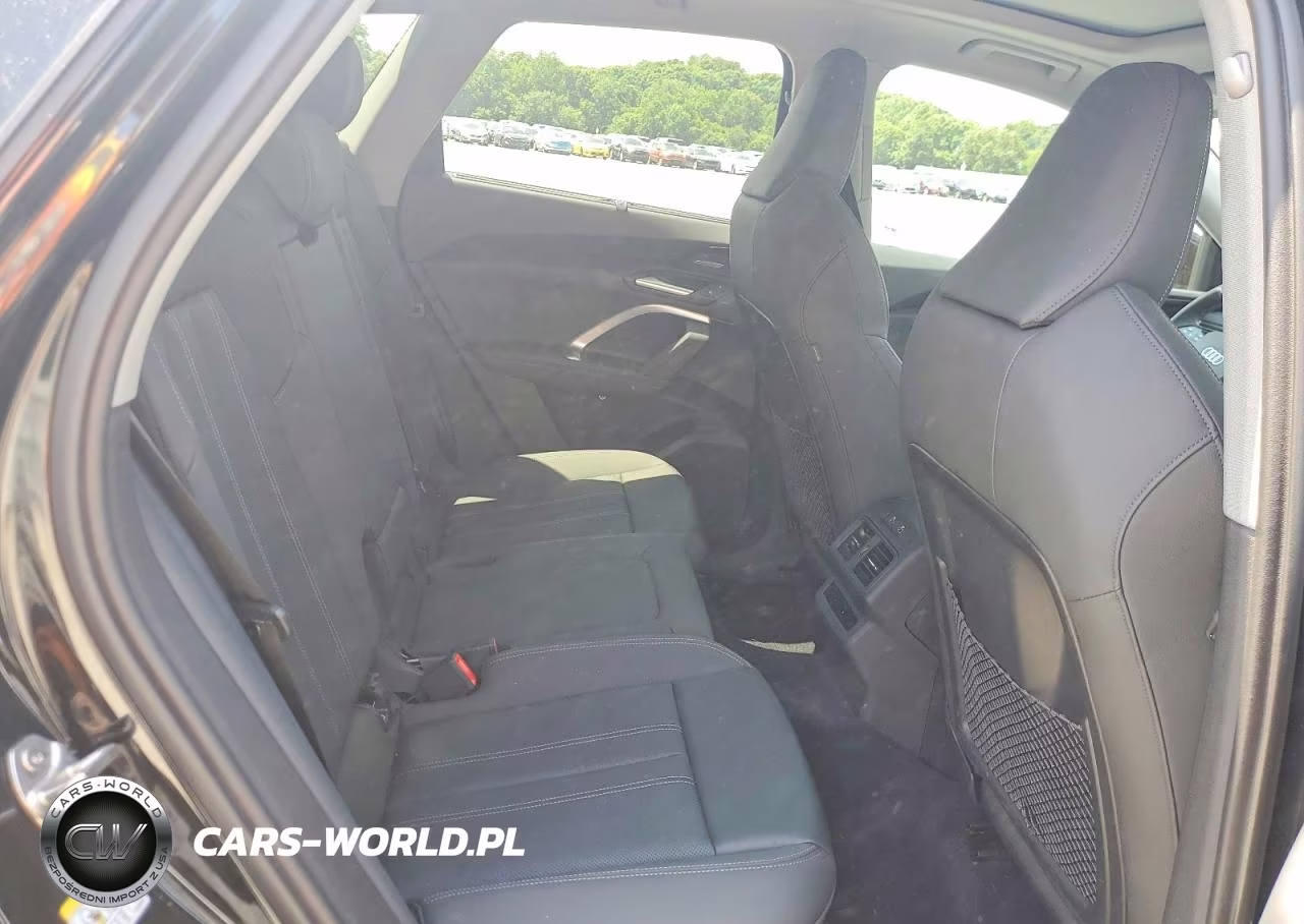 2025 Audi Q5 Premium Plus VIN:WA12AAGU0S2015328 - 11