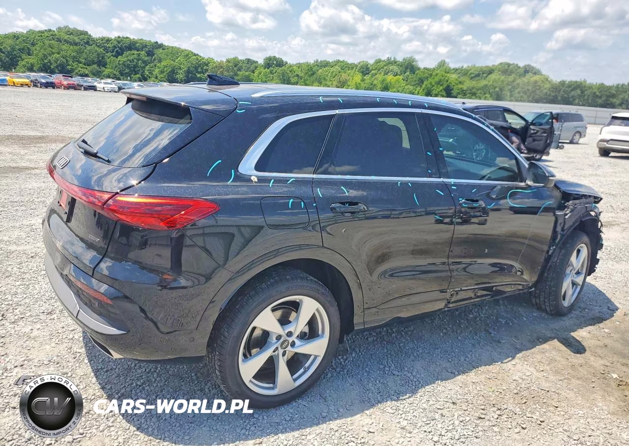 2025 Audi Q5 Premium Plus VIN:WA12AAGU0S2015328 - 3