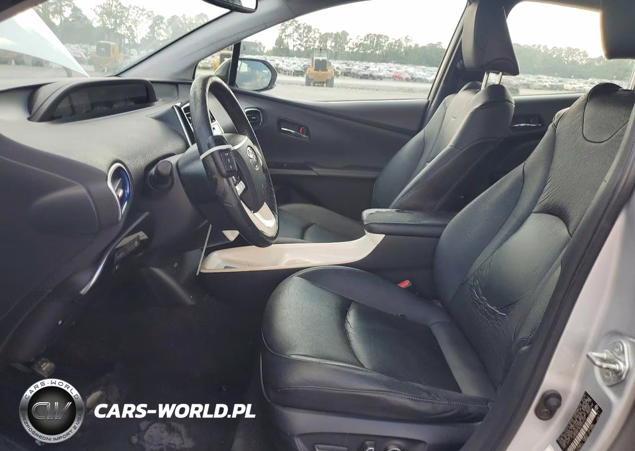 2016 Toyota Prius Four Touring VIN:JTDKARFU2G3003169 - 7