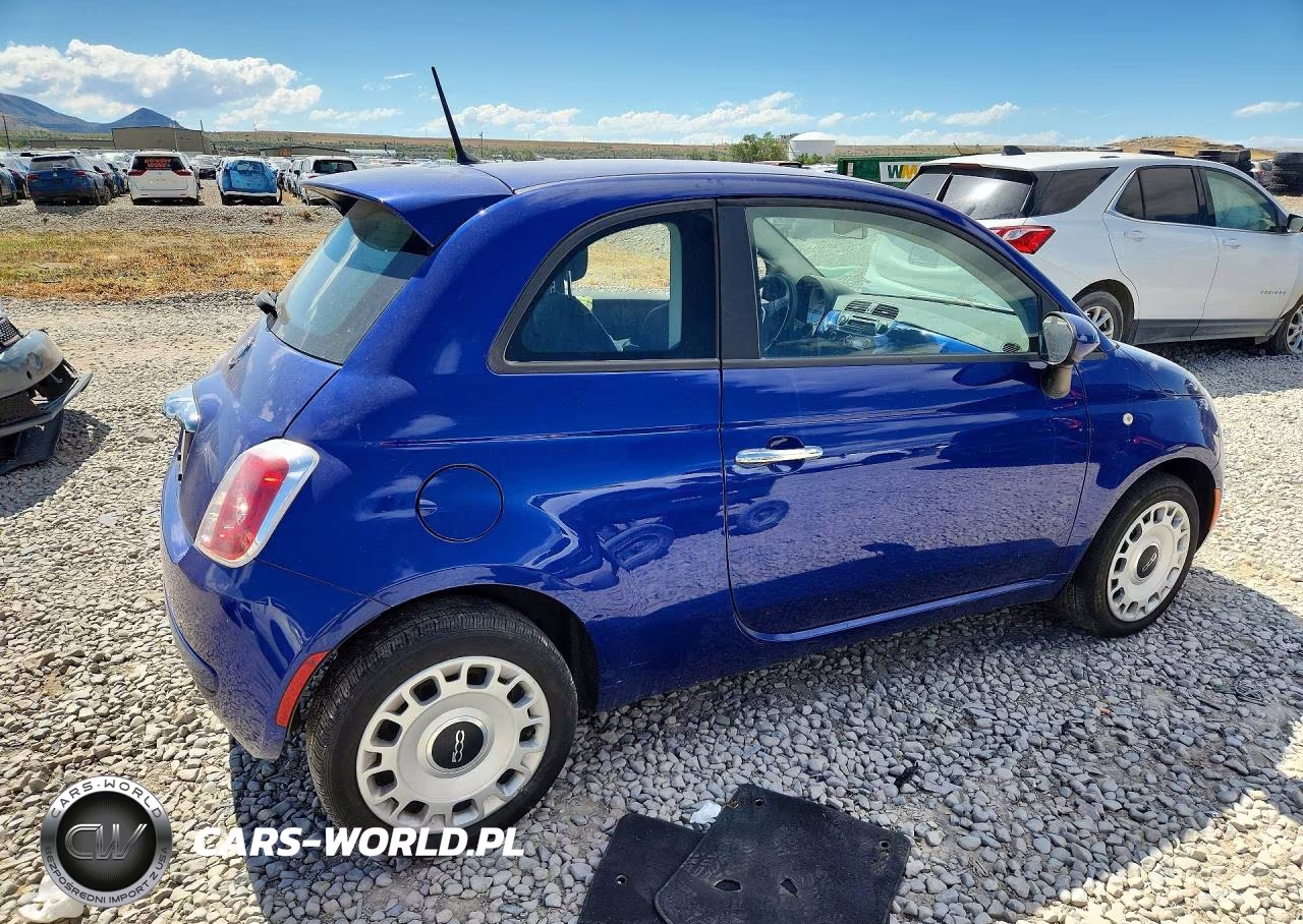2013 Fiat 500 Pop VIN:3C3CFFAR5DT512877 - 3